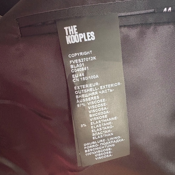 Blazer - Picture 3 of 5